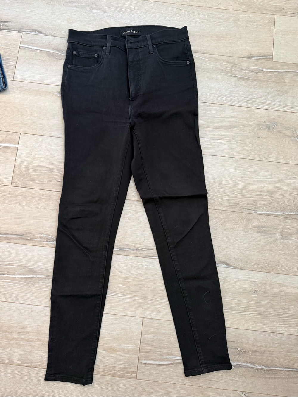 Black High-Rise Skinny Jeans - Denim Forum